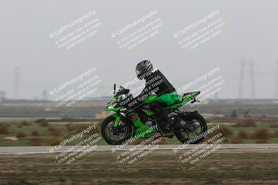 media/Nov-29-2025-TrackDaz (Sat) [[10ae2d9bce]]/C Group/Session 4 (Wheelie Bump)/